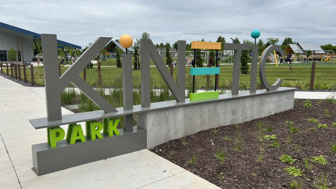 walking near me in Kinetic Park in spring