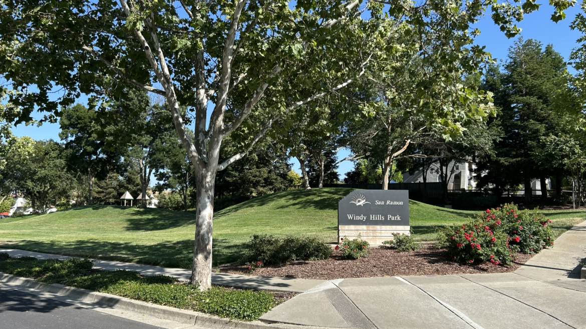 walking near me in Windy Hill Park in summer