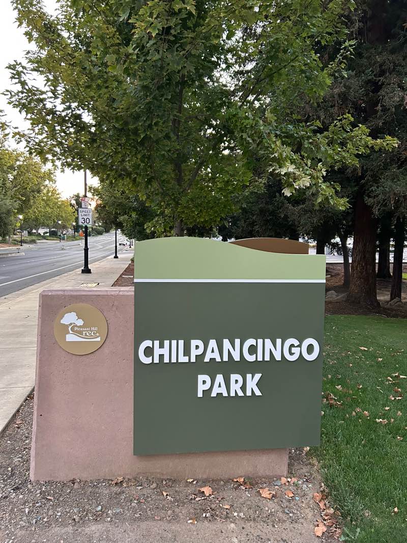 walking near me in Chilpancingo Park in autumn