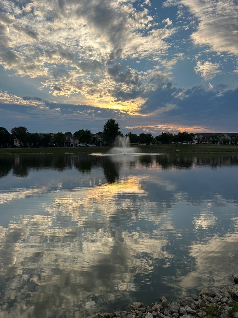 walking near me in Hawk Ridge Park in autumn