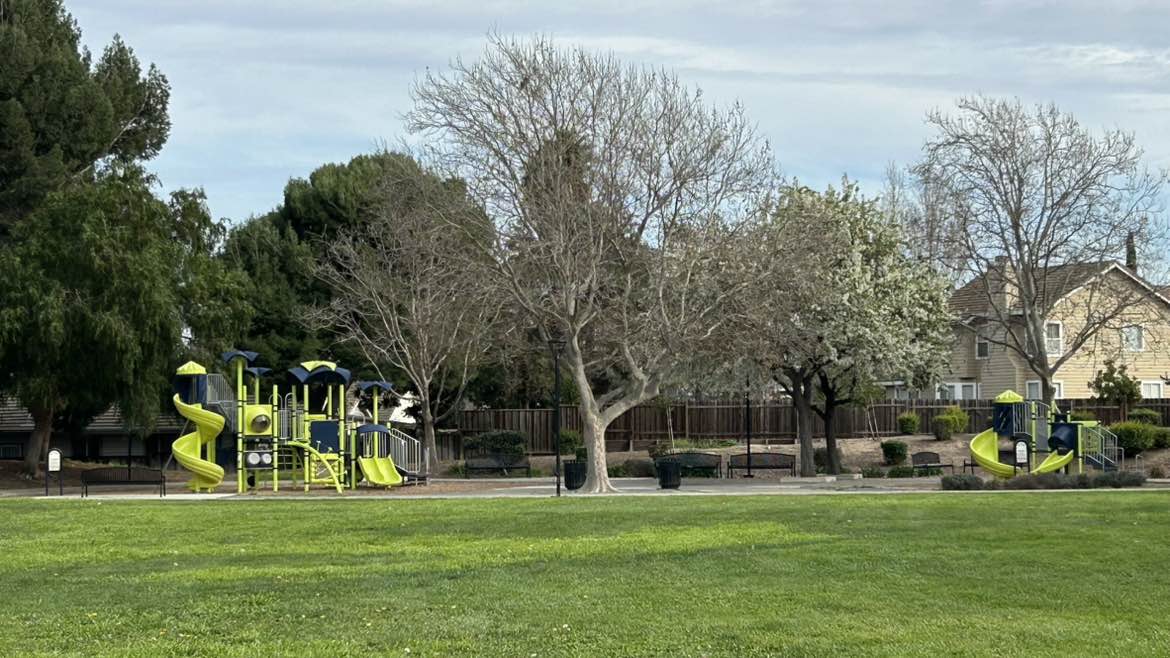 walking near me in CA Seasons Park in winter