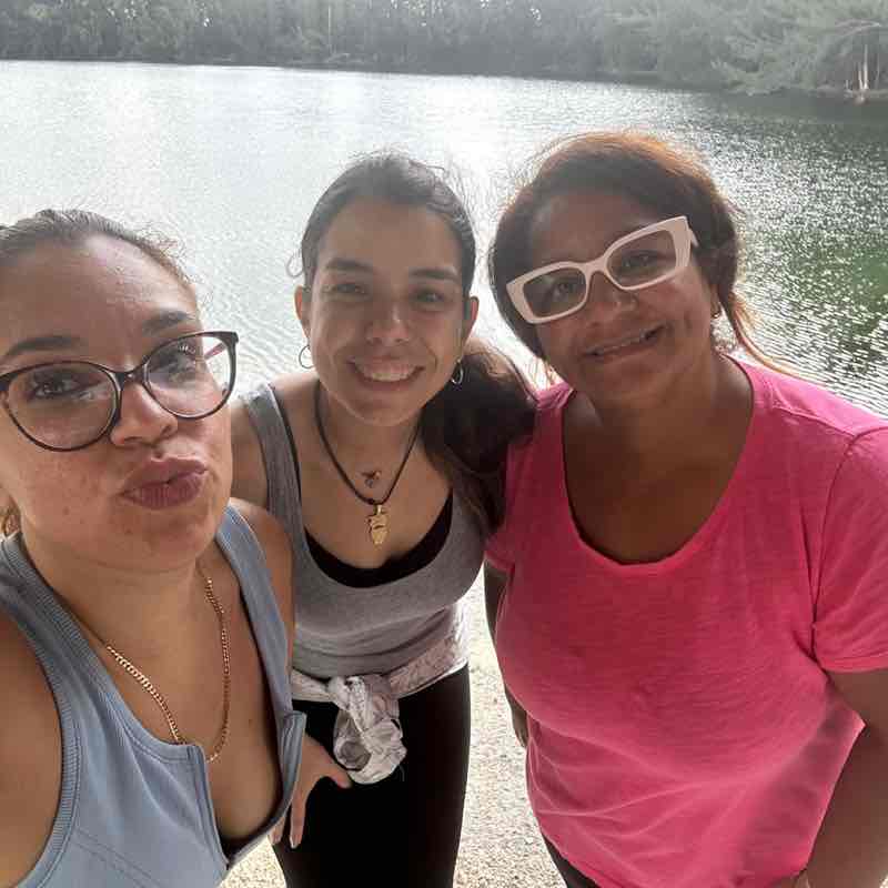 💐WALK & BE HAPPY💐 Anieska post image