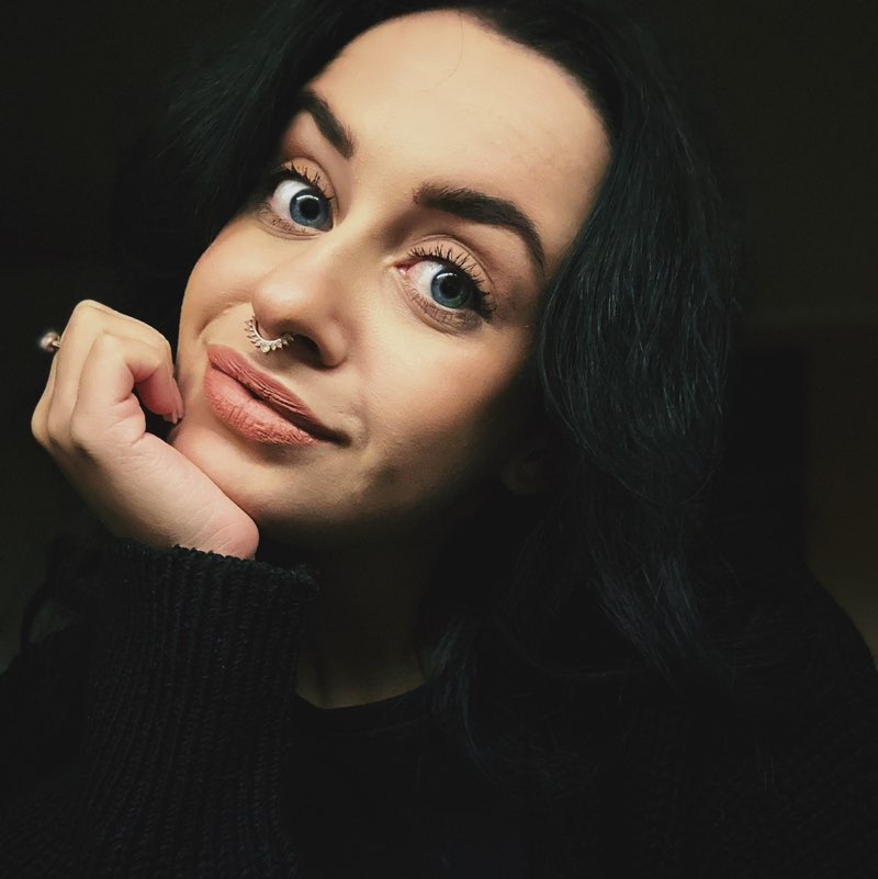 Sintija Ratnoece profile