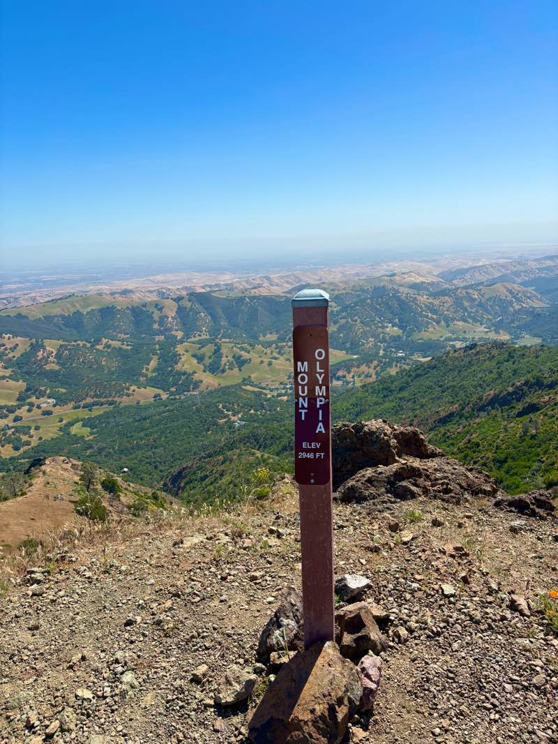 walking near me in Clayton Ranch in spring