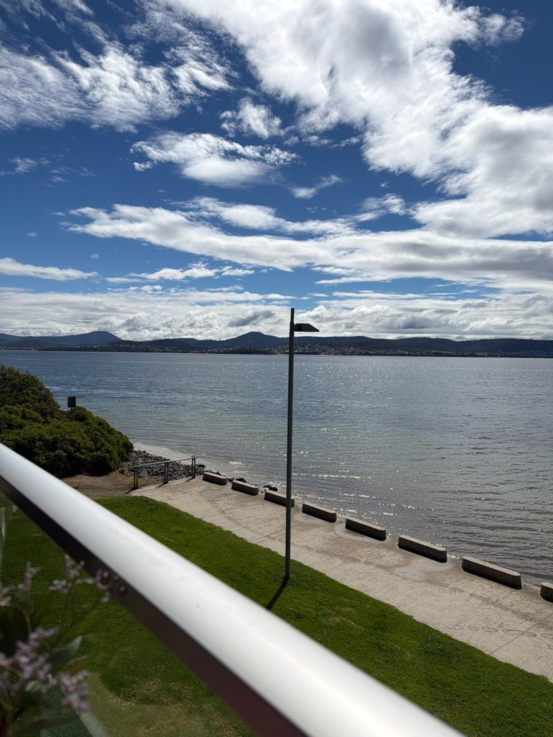 walking near me in Sandown Park in autumn