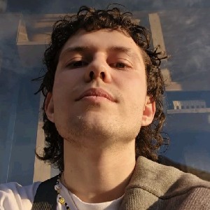 Лёша напёрсток