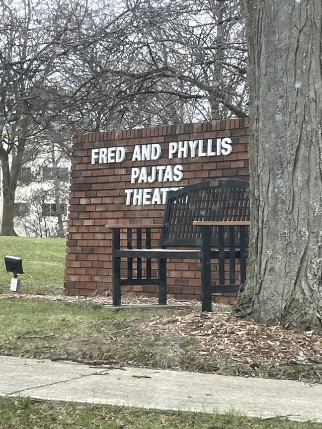 walking near me in Pajitas Ampitheater in spring