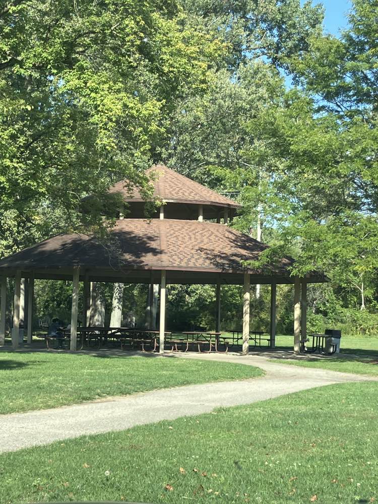 walking near me in Riverside Park in autumn