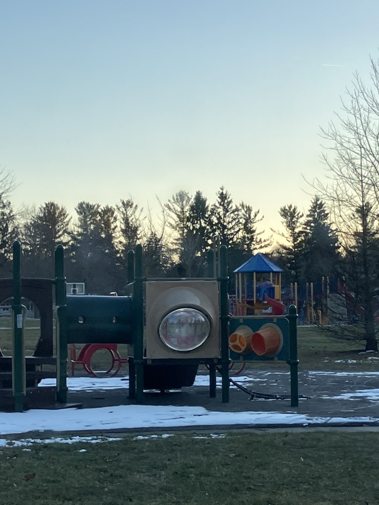 walking near me in Henry Fine Park in winter