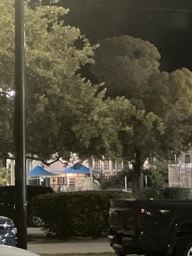 walking near me in Key Largo Community Park in winter