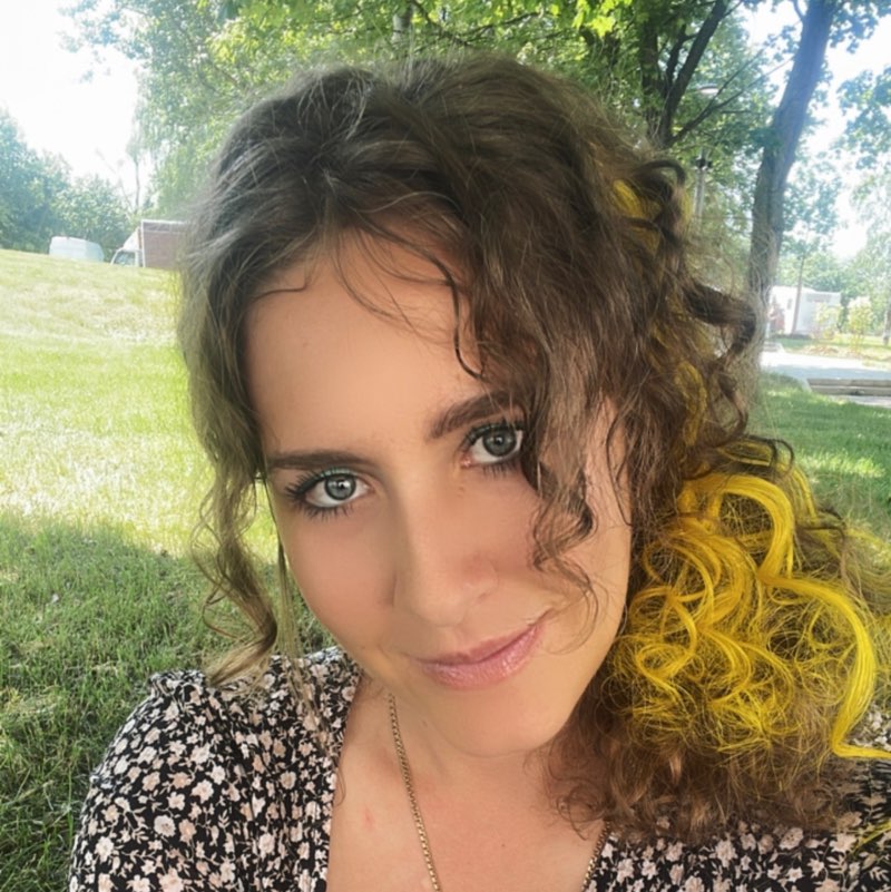 Ольга Колпакова icon