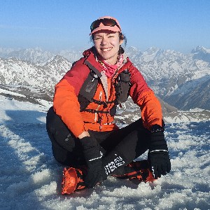 Анна Хоружая icon