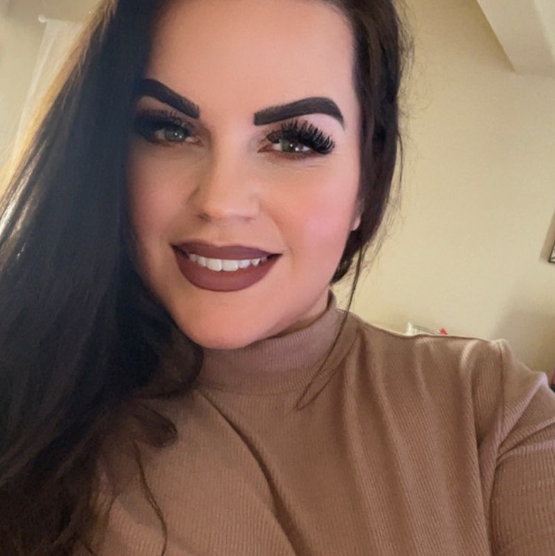 Aline Jussani profile