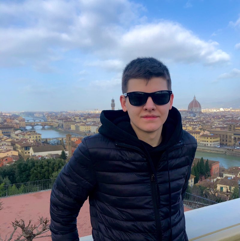 Максим profile