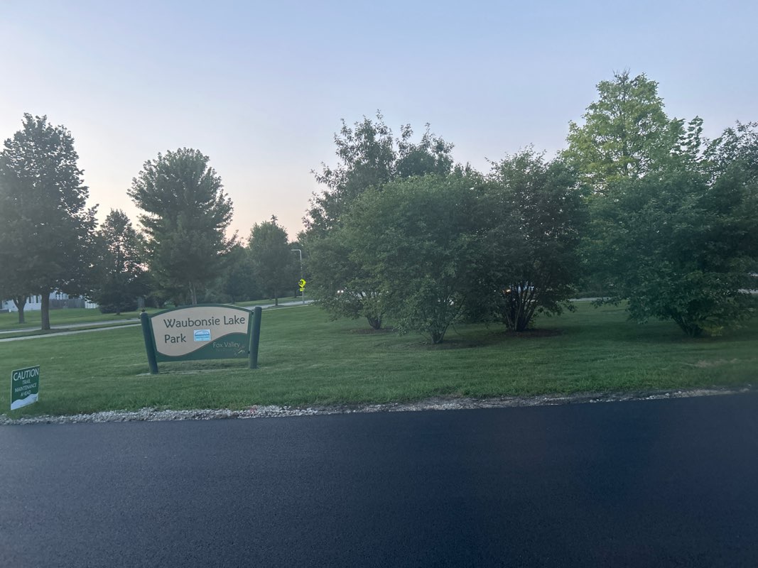 walking near me in Waubonsie Lake Park in autumn
