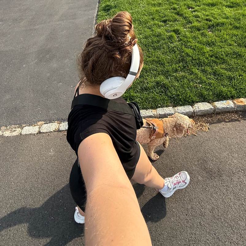 Julie Garrity profile