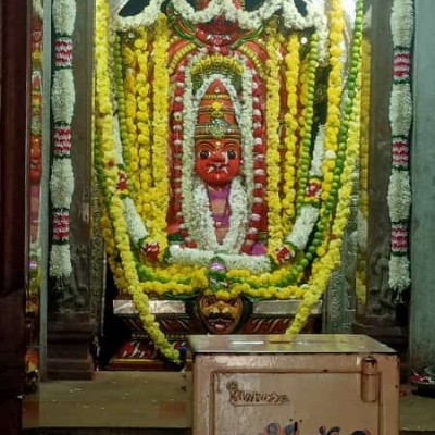 ... the walking, live ... Vaderhalli 572132 post image