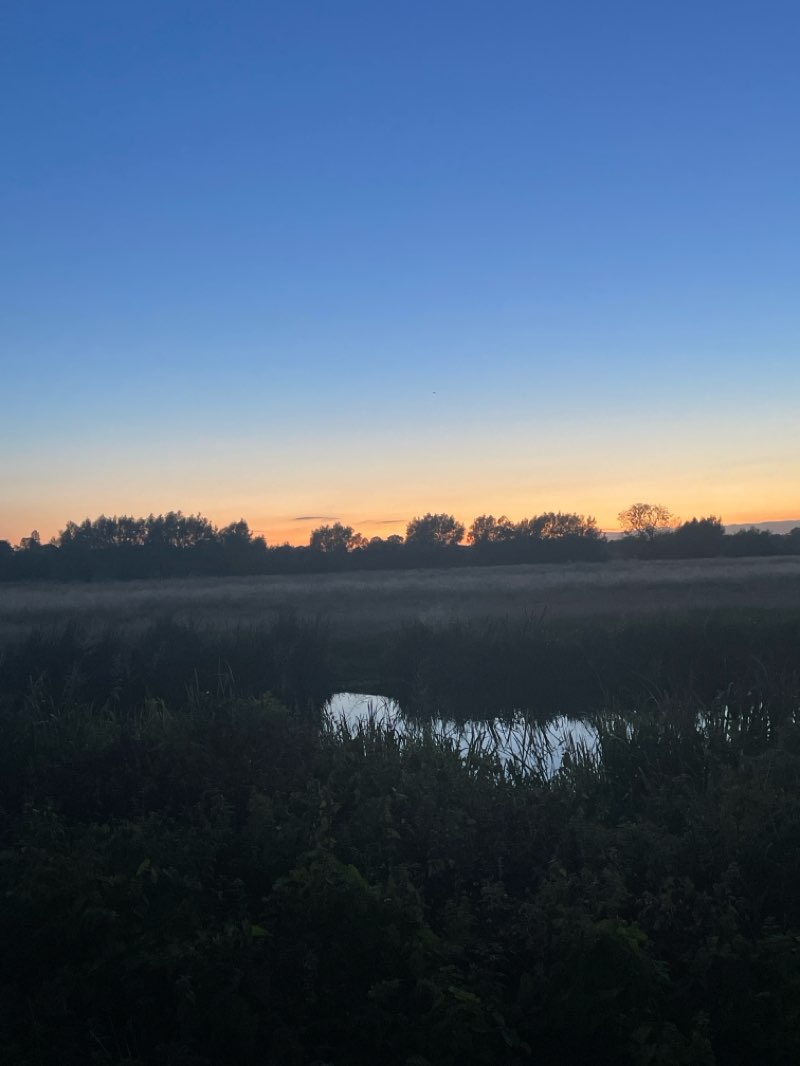 walking near me in Ouse Valley Park in autumn
