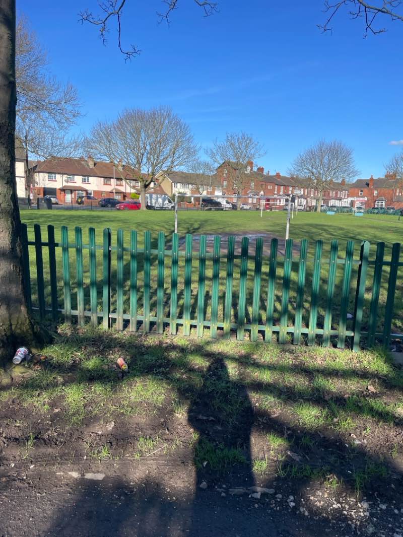 walking near me in Agbrigg Park in winter