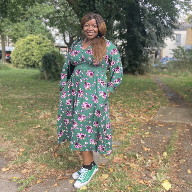 Estalle🇺🇬🇺🇬🇺🇬🇬🇧🇬🇧🇬🇧 icon