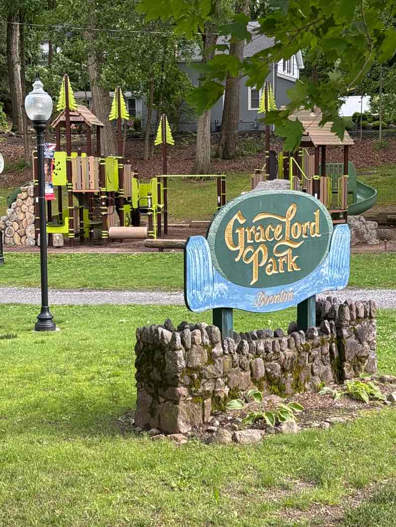 walking near me in Grace Lord Park in spring