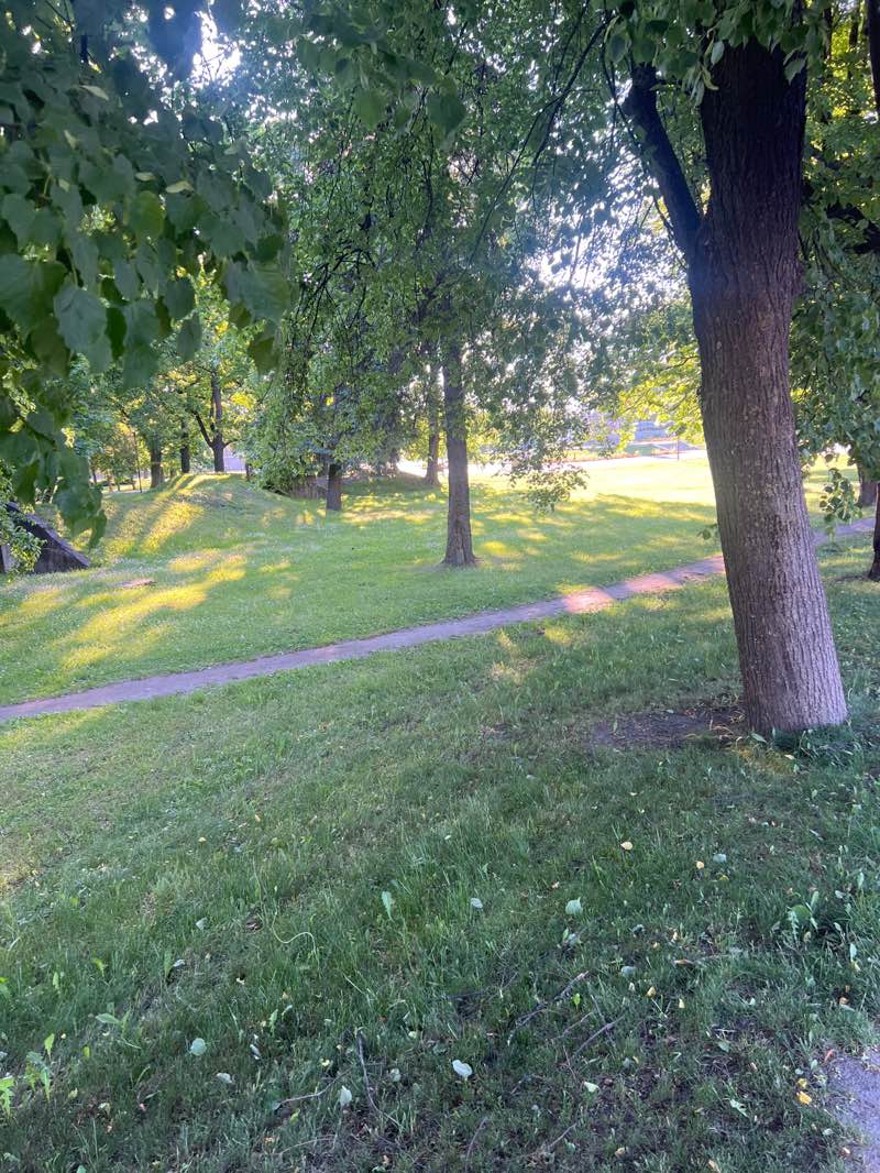 walking near me in Stacijas Parks in summer