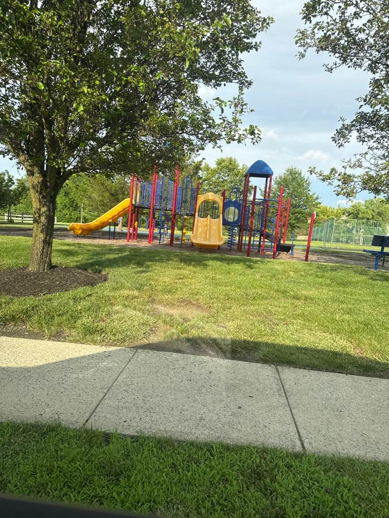 walking near me in Colts Run Park in summer