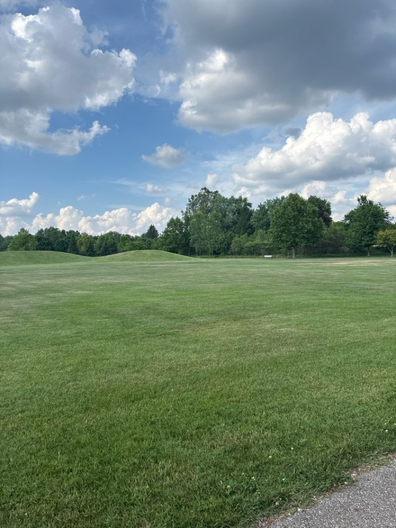 walking near me in Oriole Park in summer