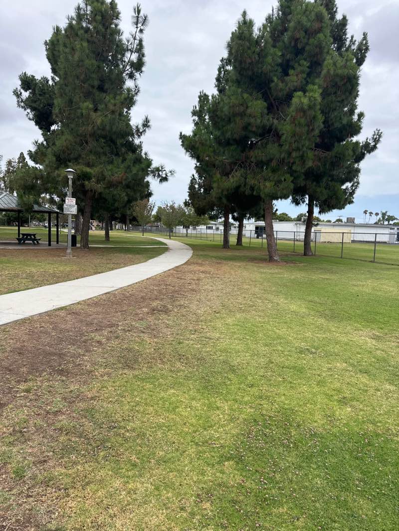 walking near me in Paularino Park in summer