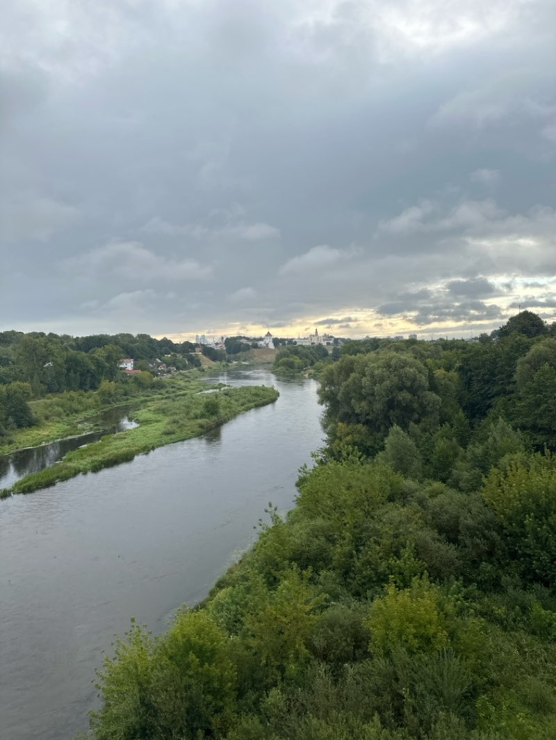 walking near me in Парк Жилибера in autumn