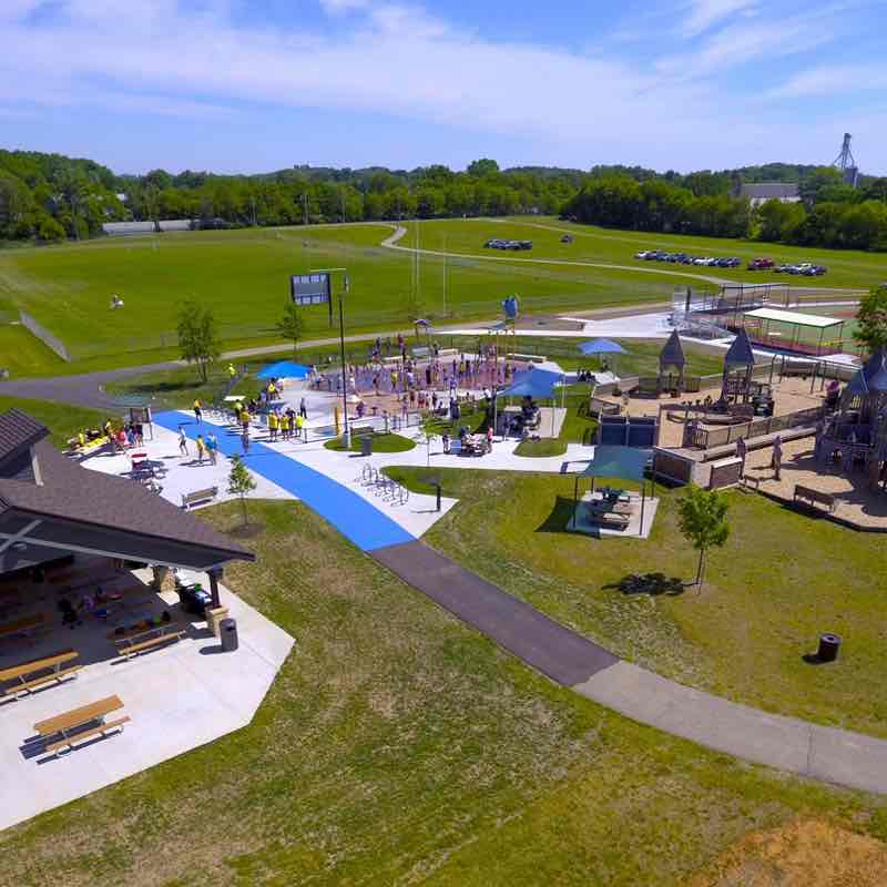 Travis 🇺🇸🇧🇸 post 1