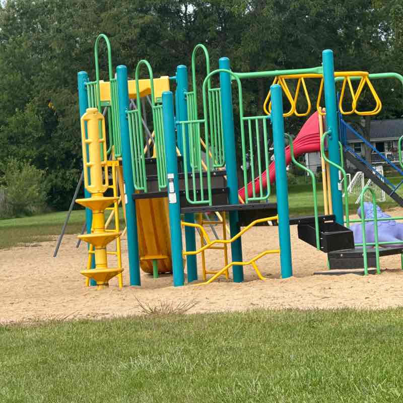 Travis 🇺🇸🇧🇸 post 1