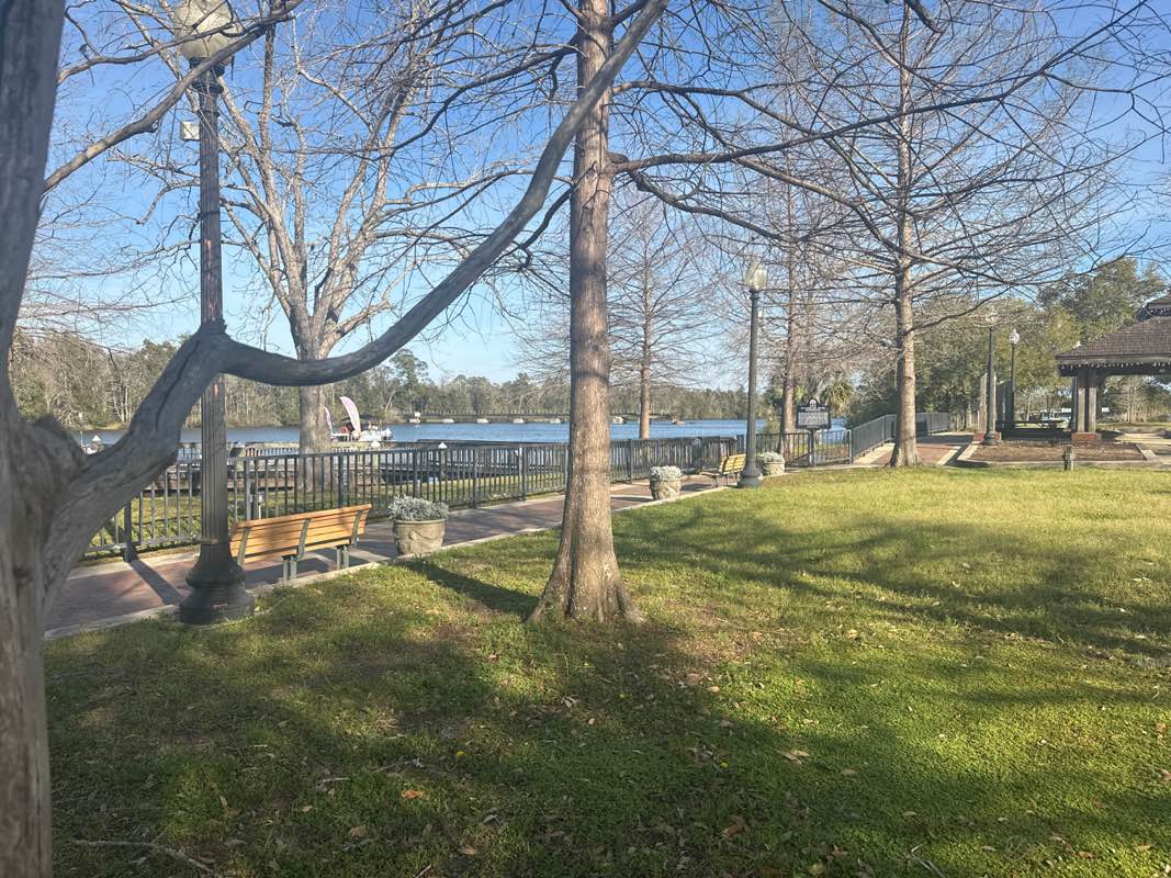 walking near me in Russell Landing Park in spring