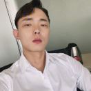 十里八乡有名的俊后生。