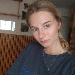 Полина