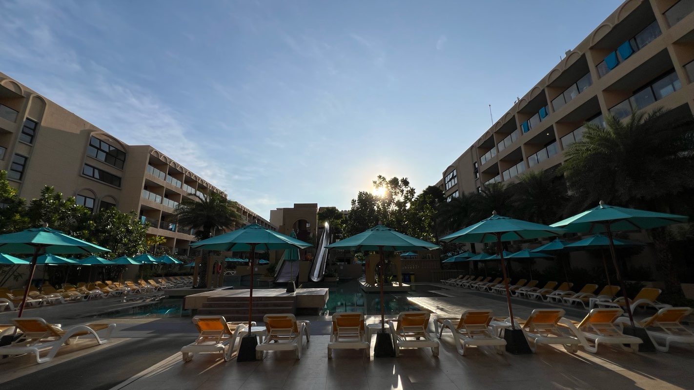 walking near me in Kata Beach Community Park in winter