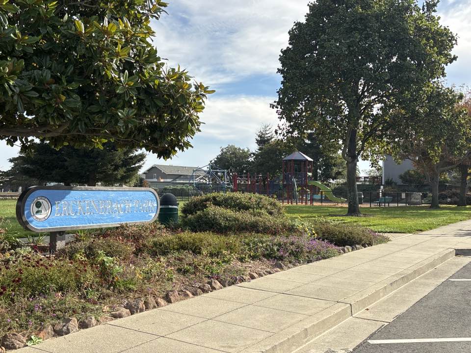 walking near me in Erckenbrack Park in autumn