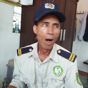cu cảnh profile