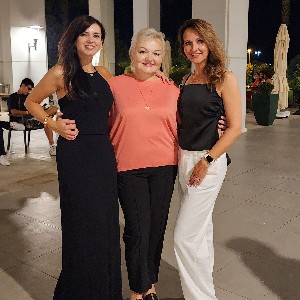 Tatiana Melomedov 2/7 profile