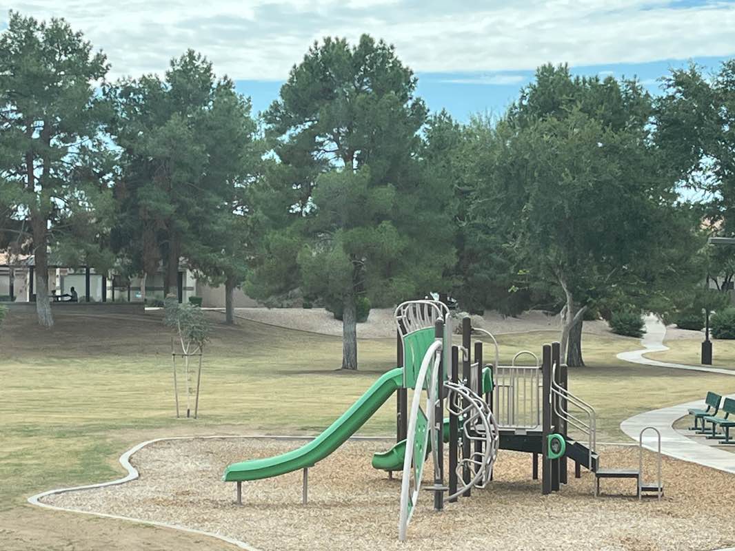walking near me in Reflections Park East in autumn