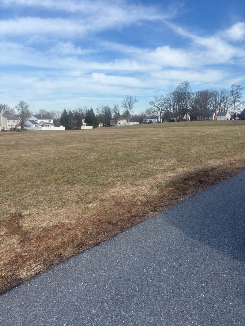 walking near me in Cedar Creek Farms in winter
