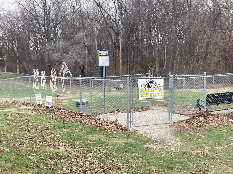 walking near me in Oblong Park in winter