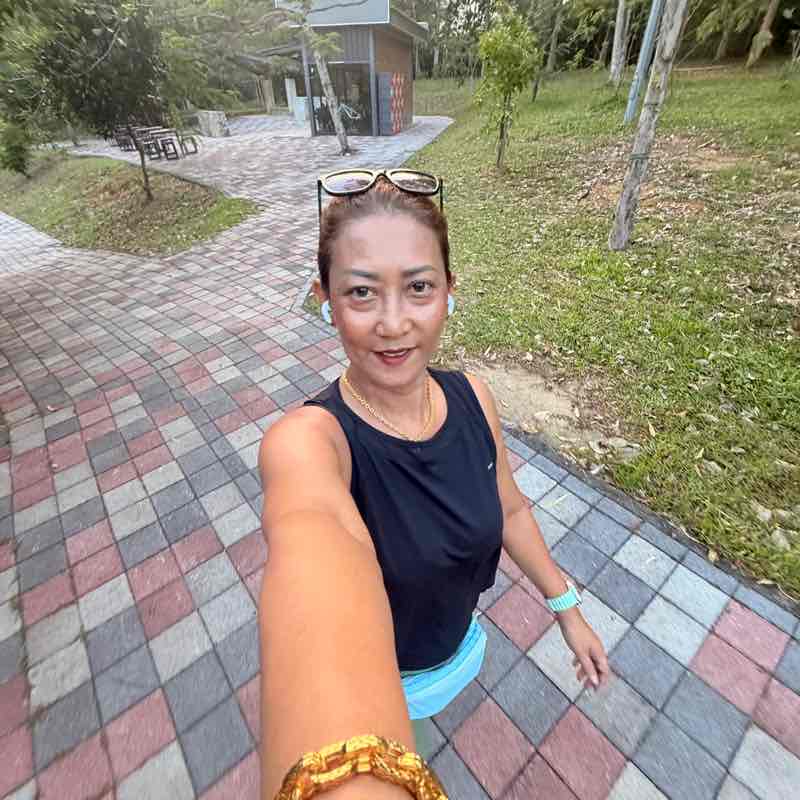 Lyndee post 1