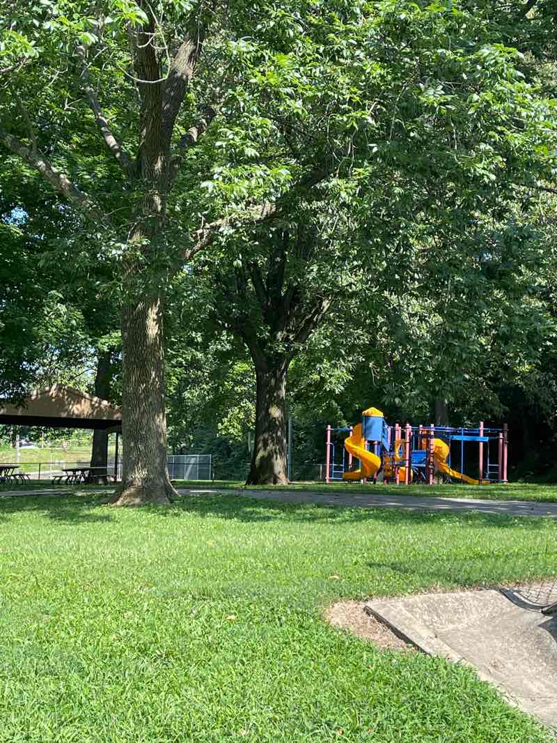 walking near me in Pleasant Hill Park in autumn