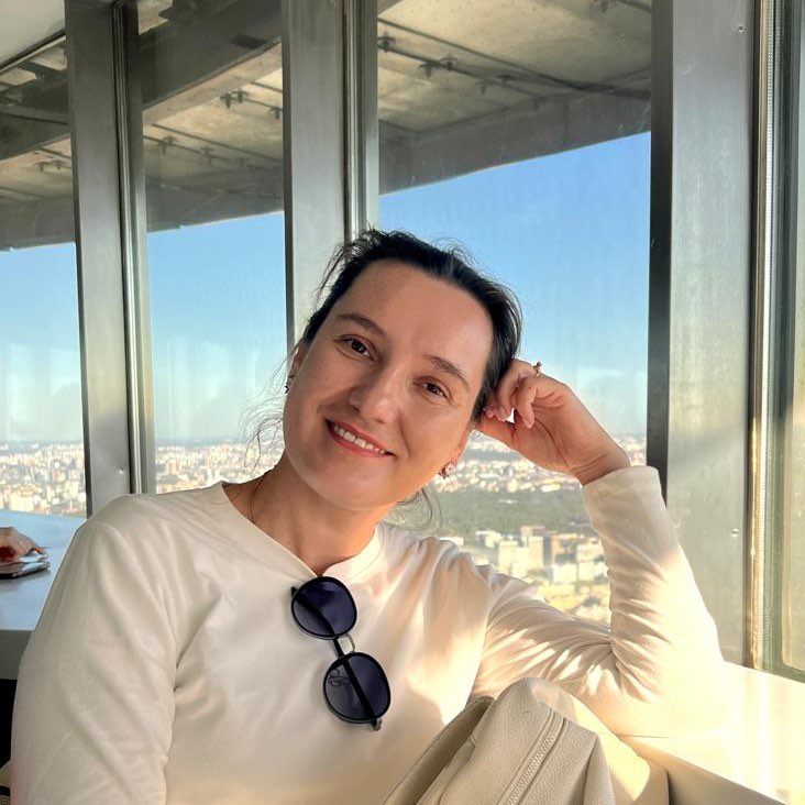 Irina Oleynik icon