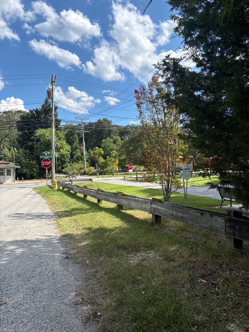 walking near me in Baltimore & Annapolis Trail in autumn
