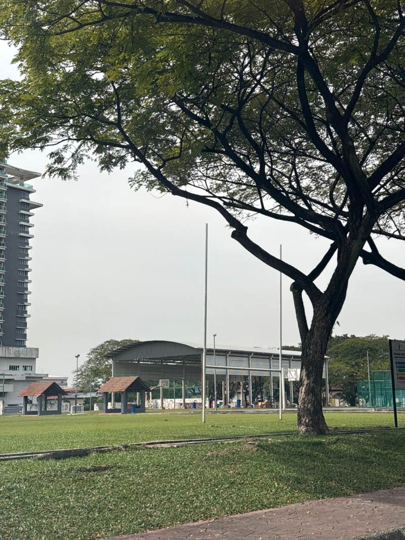 walking near me in Laman Sukan MBSJ USJ1 in winter