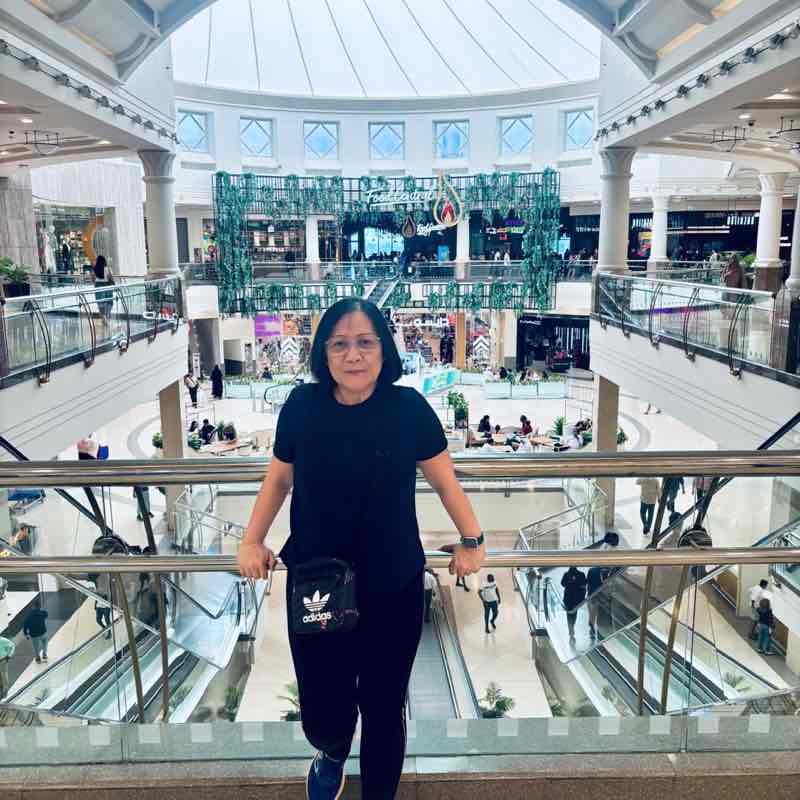 Victoria Valdez - Hotels - UAE post 1