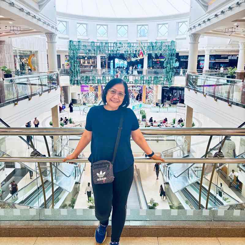 Victoria Valdez - Hotels - UAE post 3