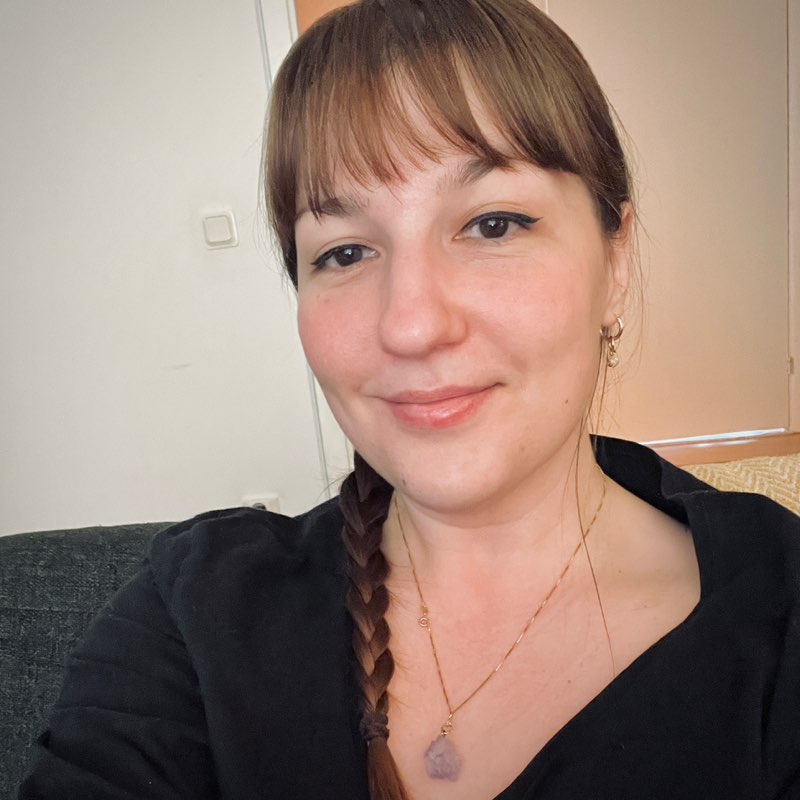 Emina profile